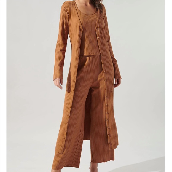 Provence Ribbed Knit Midi Cardigan Dress - Picture 2 of 4